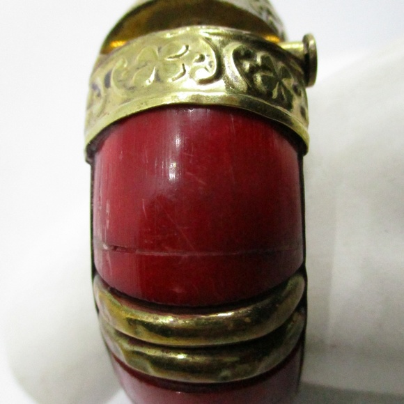 Dyed Red BONE BRASS CLAMPER Bracelet Genuine Bone - Picture 5 of 8